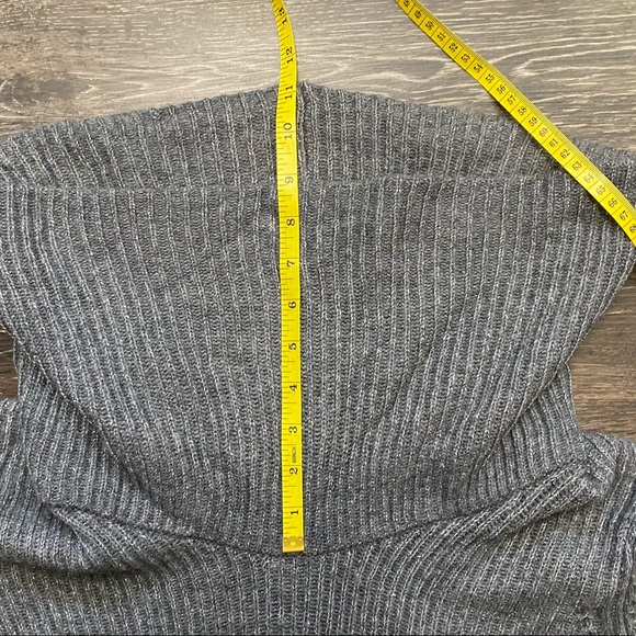 INC Concepts Cowl Neck Sweater Tunic Gray with Silver Thread Women’s Size 1X - Picture 8 of 13
